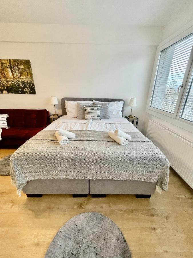 City Center Apartments Am Schwedenplatz Виена Екстериор снимка
